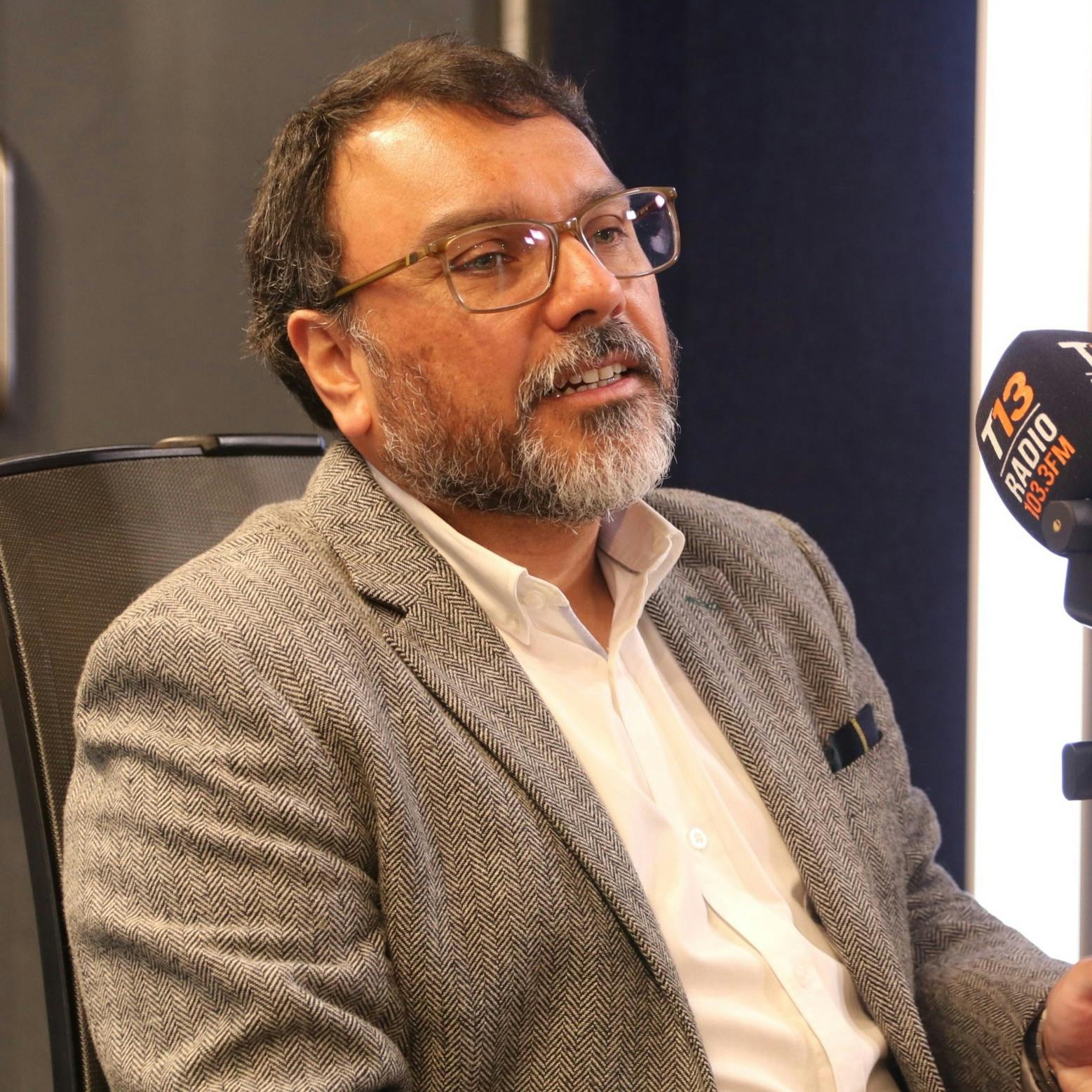 Académico U. Andes por campañas presidenciales: “El uso de bots no es patrimonio específico de izquierdas o derechas, sino que todos en mayor o menor medida lo usan”