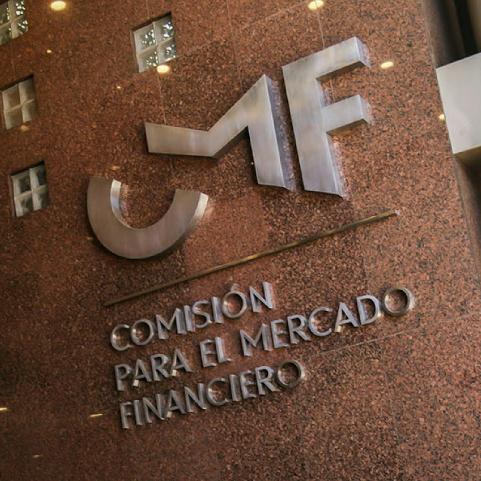Las millonarias multas de la CMF contra los exdirectores y el exgerente general de Sartor AGF