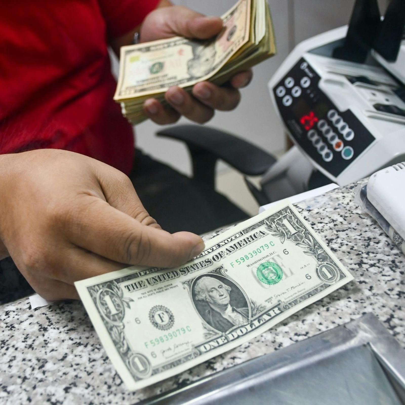 Axel Christensen por fraudes que recomiendan inversiones: "La primera campanada de alerta es cuando las efectividades son muy altas"