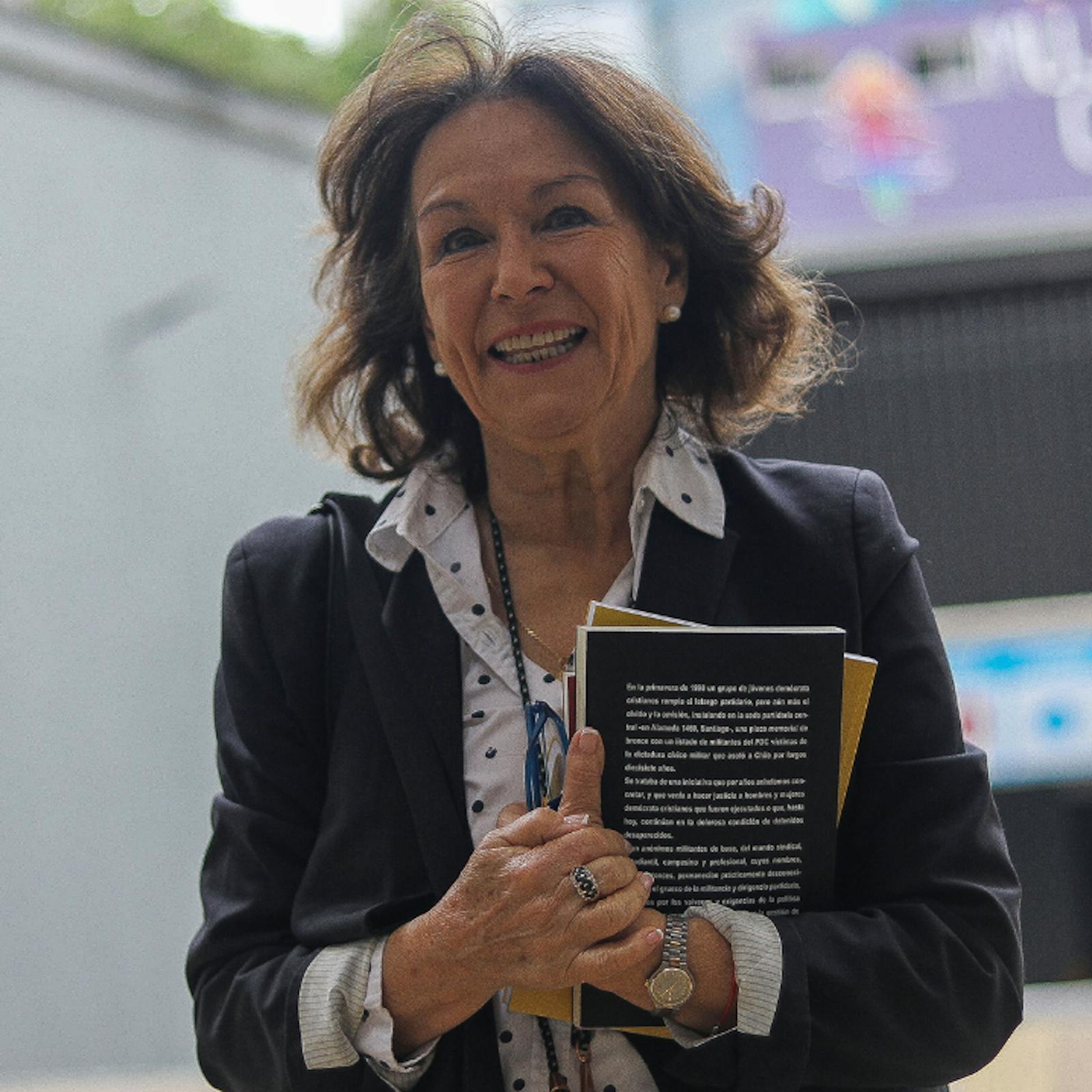 Alejandra Krauss (DC) por encuentro de Michelle Bachelet y Jeannette Jara: "No es una reacción a lo de Frei" episode artwork