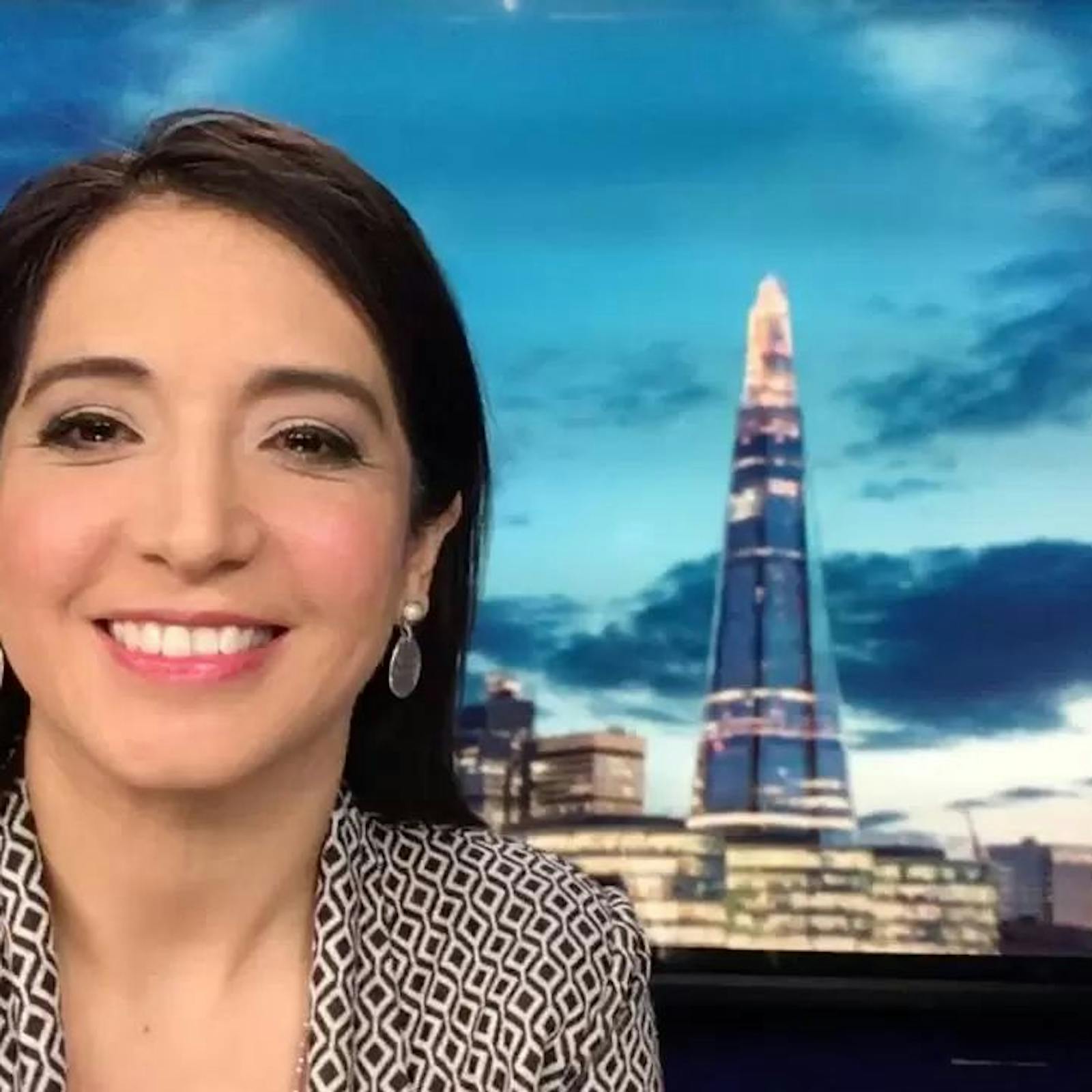 Hablamos con la abogada internacionalista Paz Zárate sobre las reacciones exteriores al triunfo de Kast. Hablamos con la abogada internacionalista Paz Zárate sobre las reacciones exteriores al triunfo de Kast.