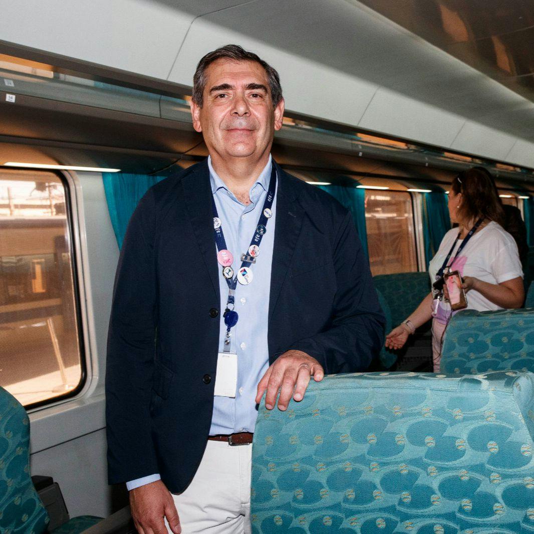 Gerente general EFE y el desarrollo ferroviario en Chile: "El ferrocarril está viviendo uno de los mejores momentos de su historia"