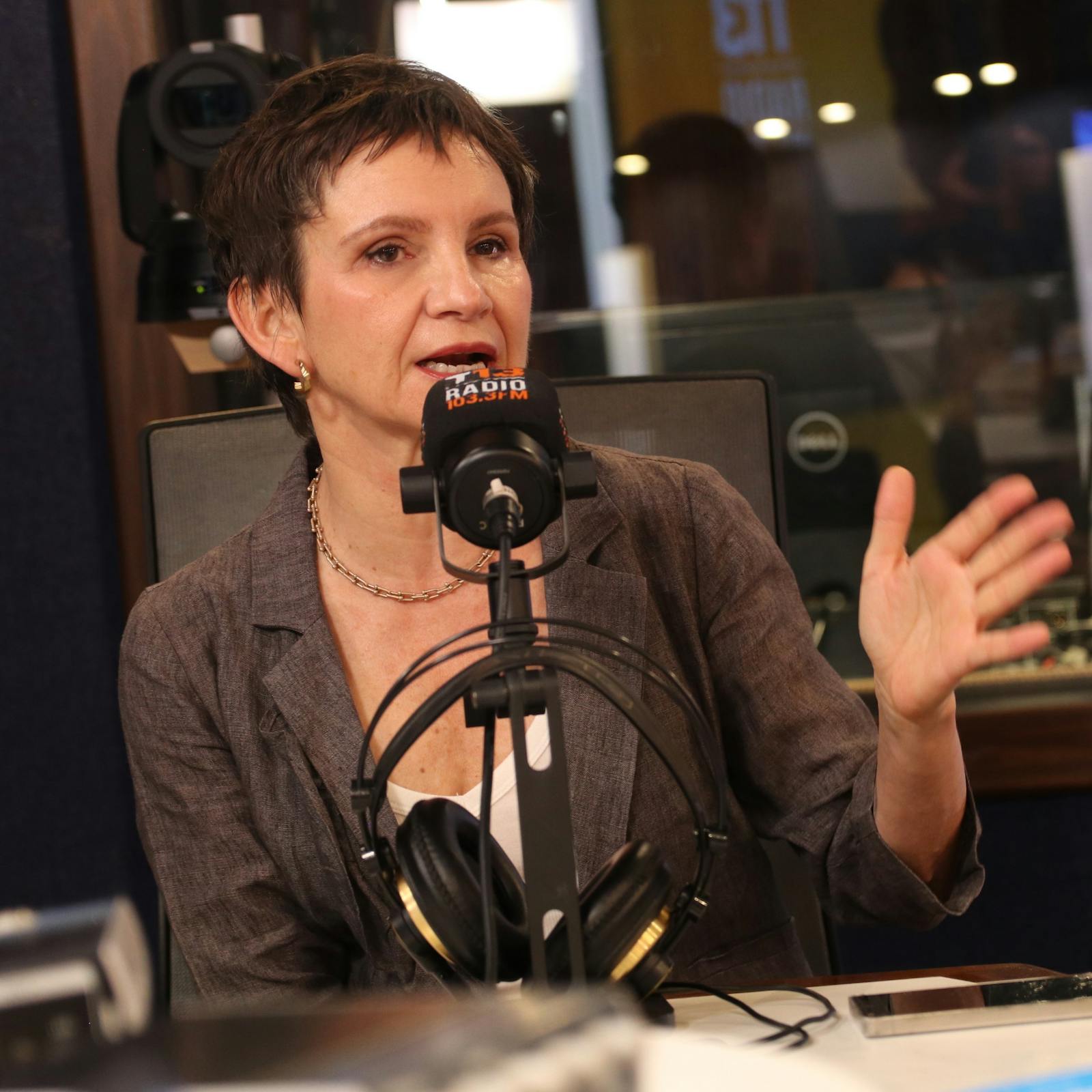 Carolina Tohá y tensión oficialista tras fallo por Caso Gatica: "Lo considero inaceptable, irresponsable, desleal y que da cuenta de que no aprendiste nada" episode artwork