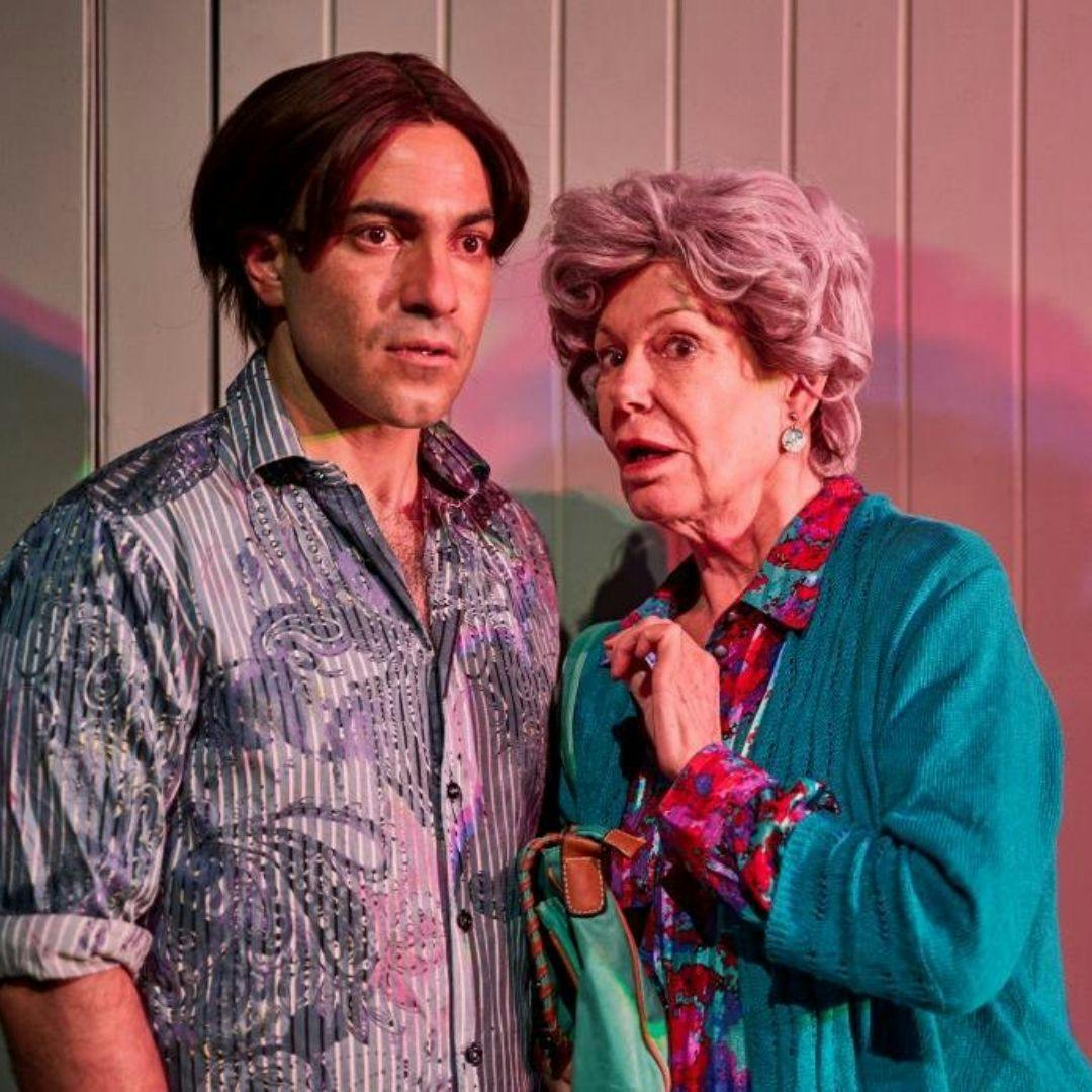 La obra “Estampida humana”