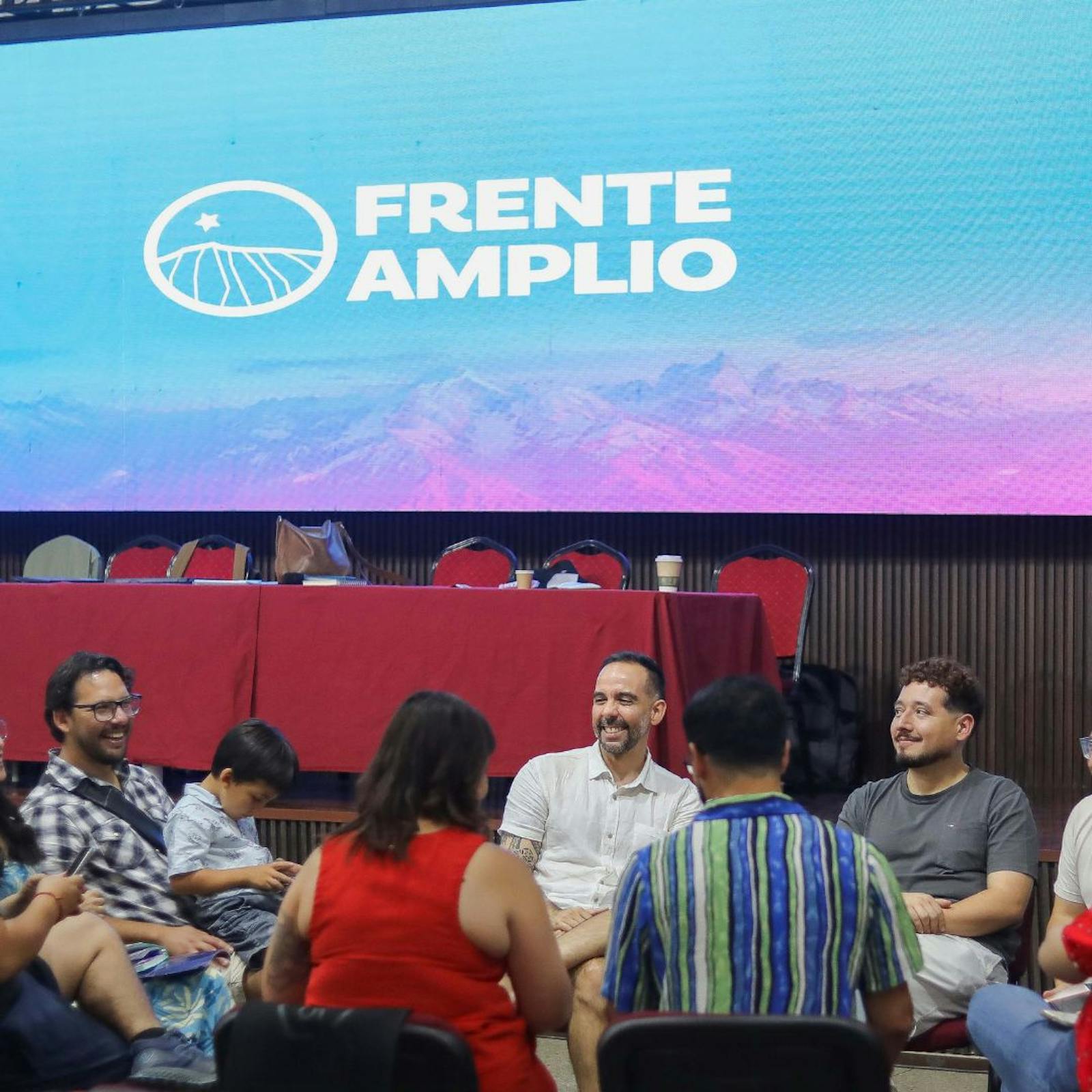 ¿Efecto burbuja? La falta de autocrítica y análisis del Frente Amplio ¿Efecto burbuja? La falta de autocrítica y análisis del Frente Amplio