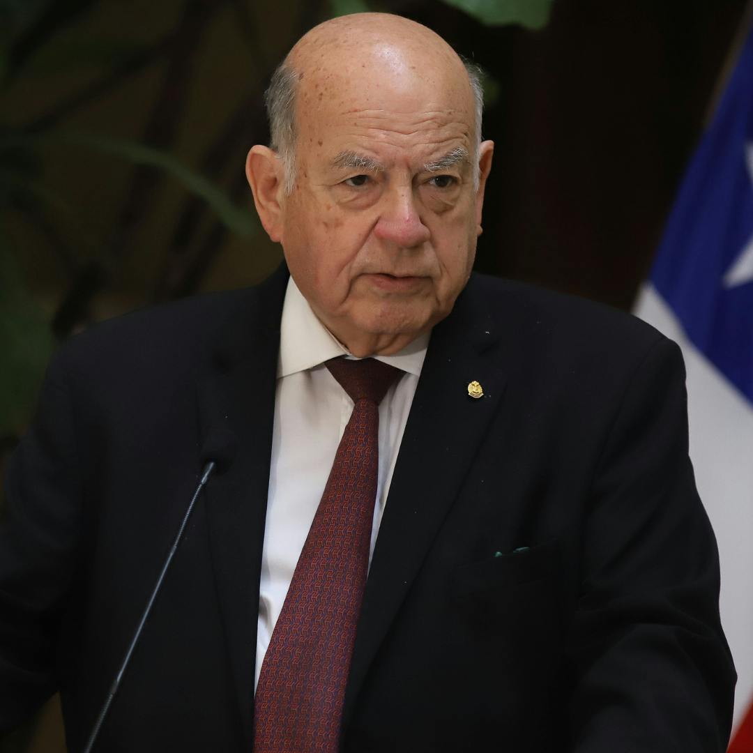 Senador Insulza (PS) por ayuda humanitaria a Cuba: "No se está apoyando a ningún régimen, lo que se hace es preocuparse de gente que está sufriendo mucho"