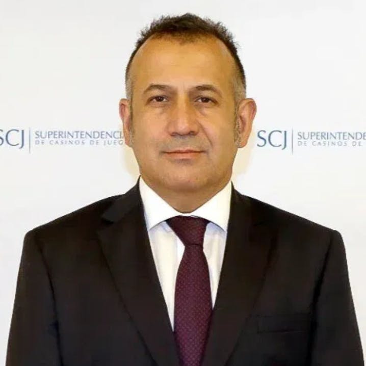 Superintendencia de Casinos por sitios de apuestas en línea: “Pensar que van a desaparecer las plataformas ilegales es poco responsable”