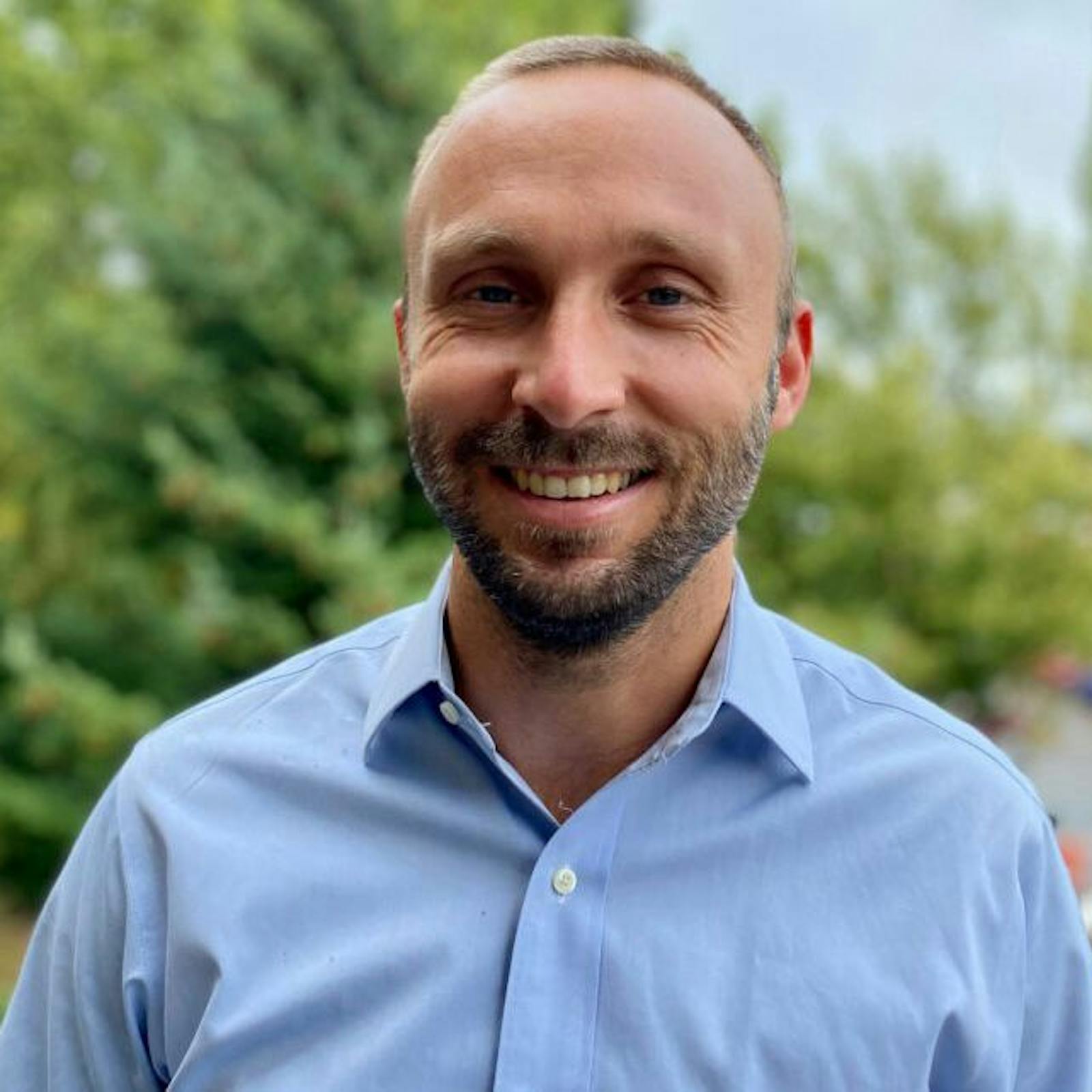 Martín Andrade, director de Corporación Ciudades, sobre necesidad de áreas verdes: "Son una buena inversión que puede salvar vidas". Martín Andrade, director de Corporación Ciudades, sobre necesidad de áreas verdes: "Son una buena inversión que puede salvar vidas".