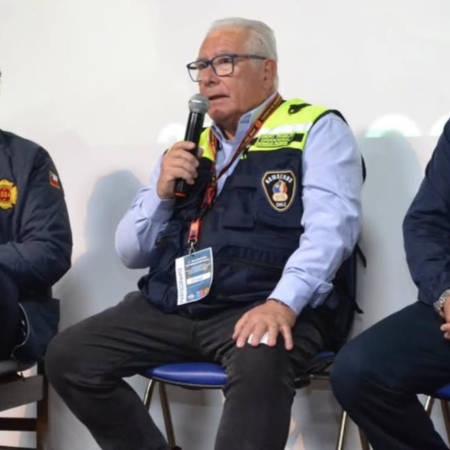 Experto químico por "bola de fuego” en Renca: “Los estanques y camiones no resisten rupturas catastróficas”