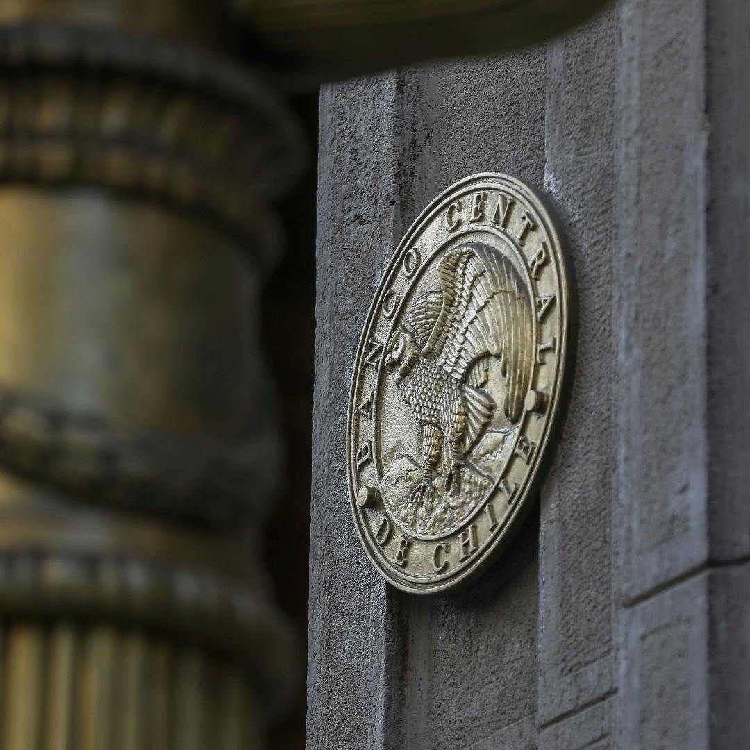 La economía chilena cayó 0,1% en enero, una cifra incidida principalmente por la producción de bienes y los servicios