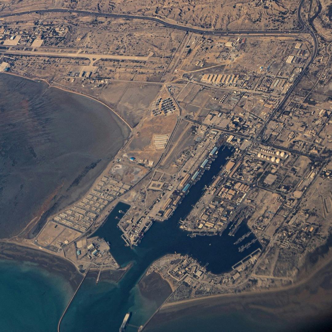 Las acciones y los bonos caen ante el conflicto en Medio Oriente y los temores de un shock prolongado en los precios de la energía