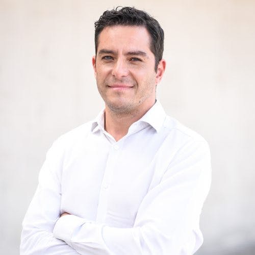 Guido Larson por la trampa del escalamiento en Medio Oriente y la viabilidad de una transición política en Irán