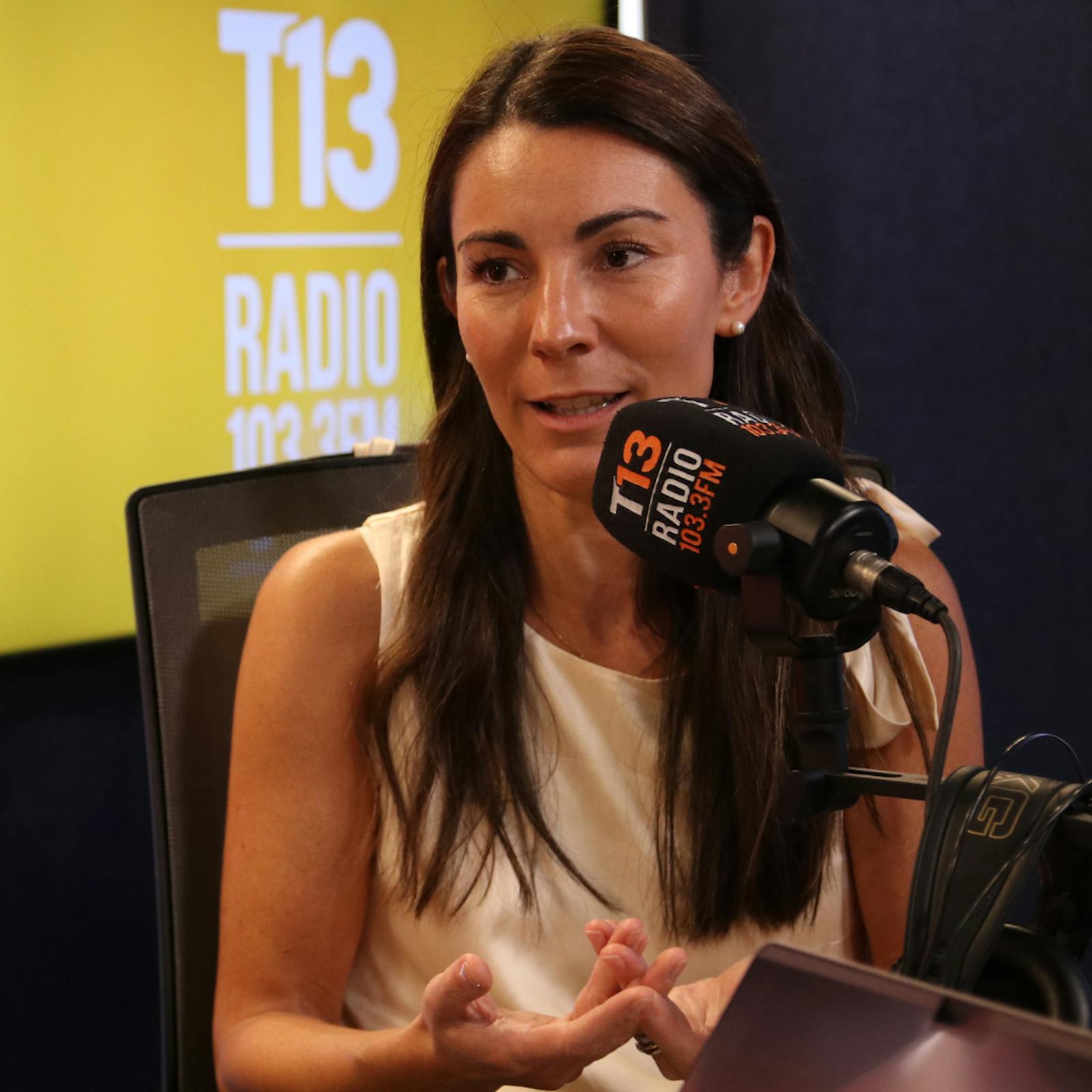Ministra de Educación, María Paz Arzola: "Hoy día hay compromisos de leyes permanentes de la cartera que no están financiadas" episode artwork