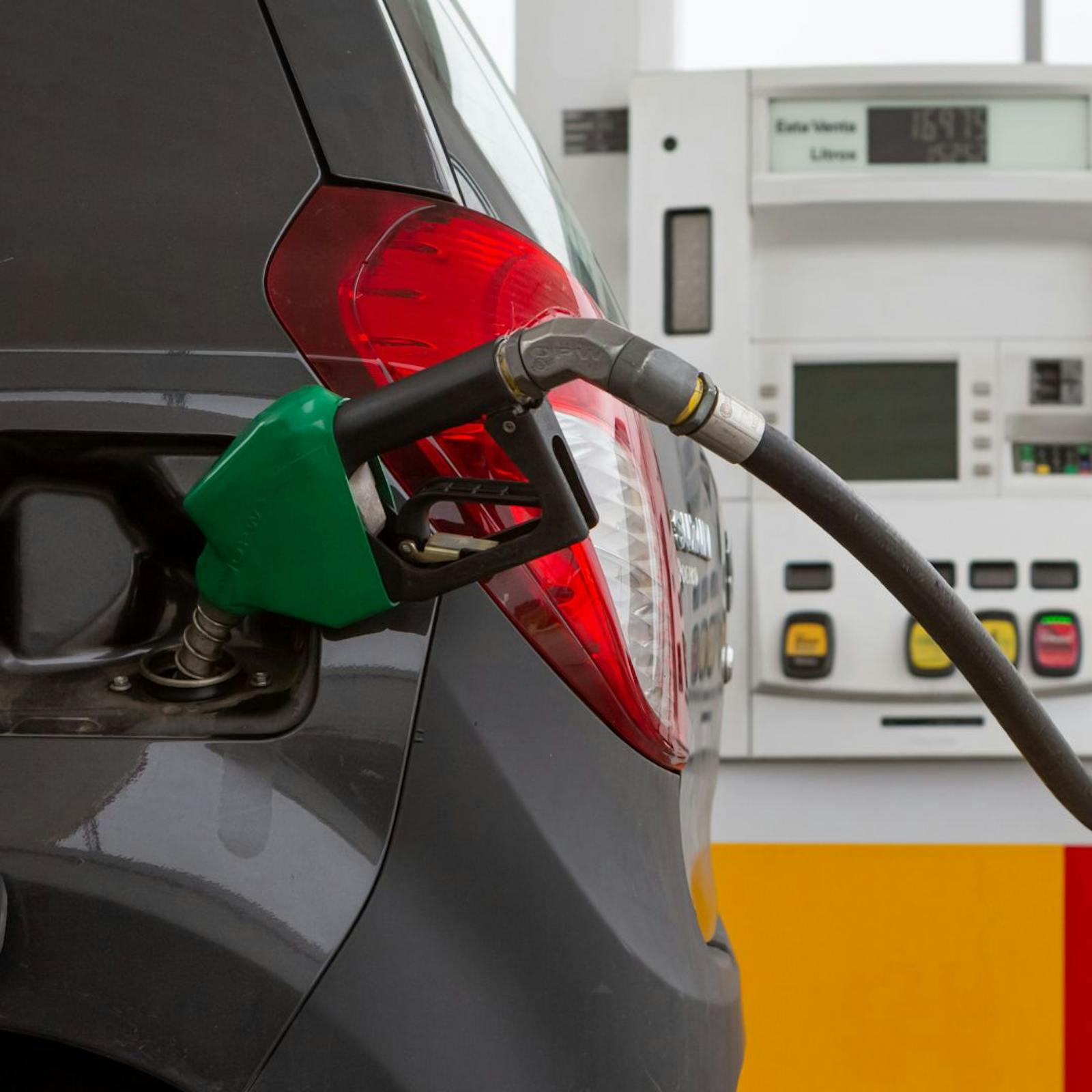 El dilema del MEPCO y el impacto político del precio de las bencinas