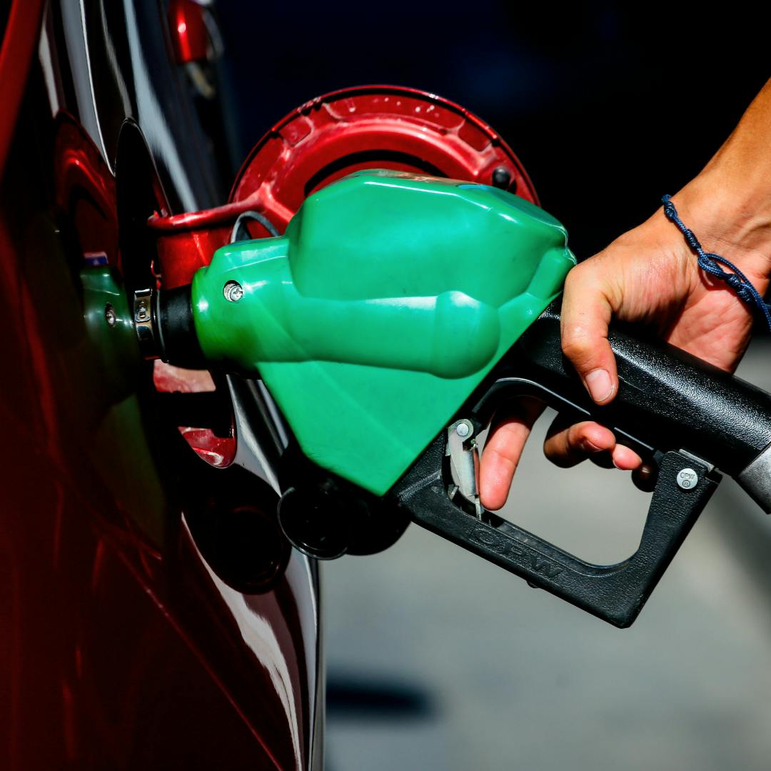 Alza histórica de combustibles: el "parche curita" ante el conflicto en Medio Oriente