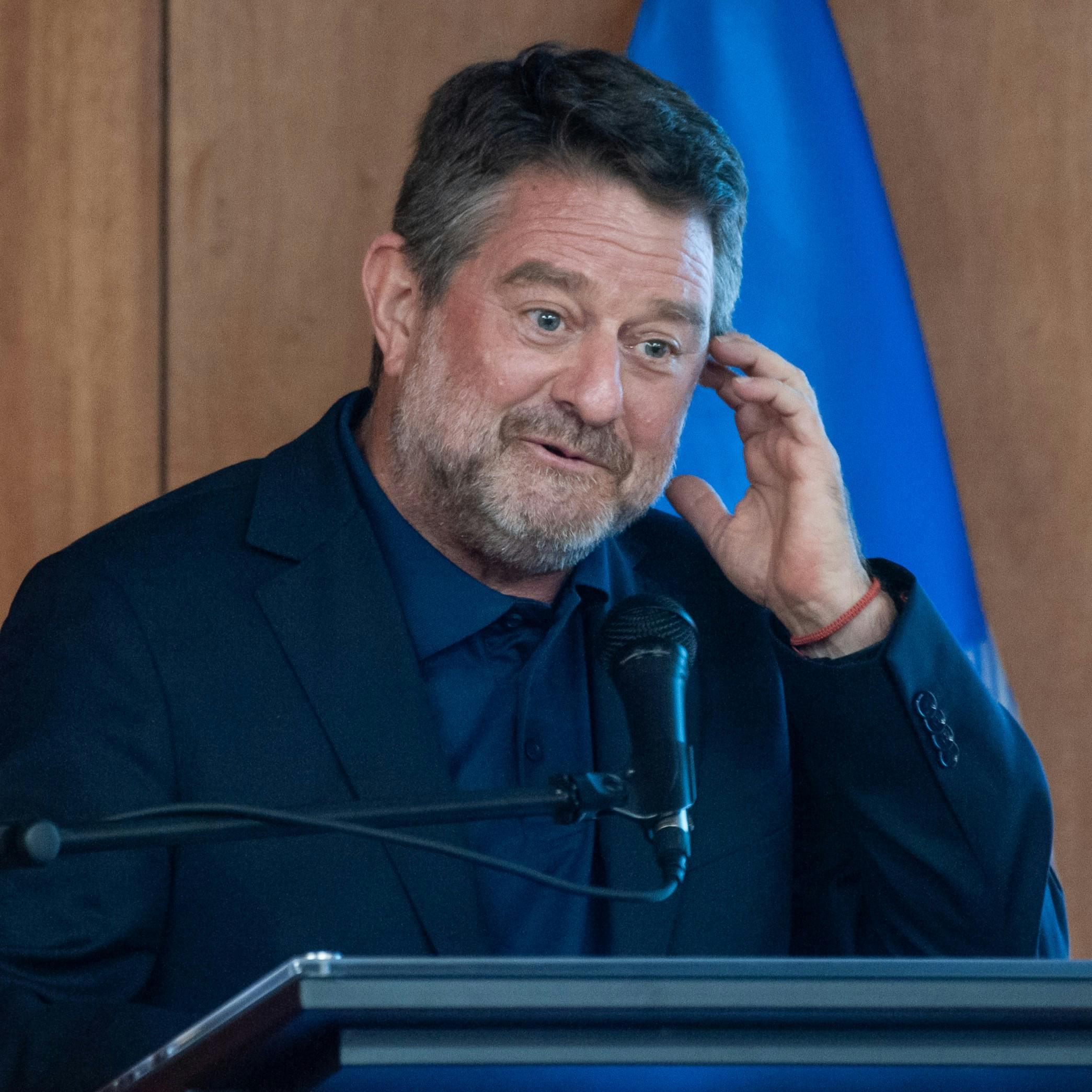 Gobernador Orrego lamenta detención de Eje Nueva Alameda: “La señal que se da es que cuando cambia el gobierno, borrón y cuenta nueva”