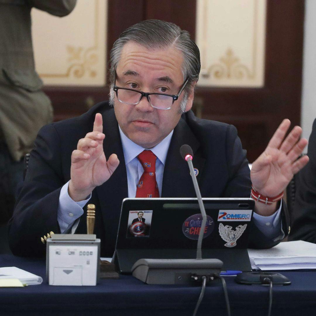 Tsunami de indicaciones: Trabas y estrategias en el Congreso