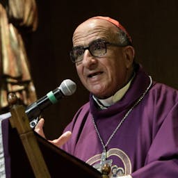 Cardenal Chomali: "Estamos más preocupados en qué va a caer el otro que en hacer un aporte a un Chile que lo necesita urgente"