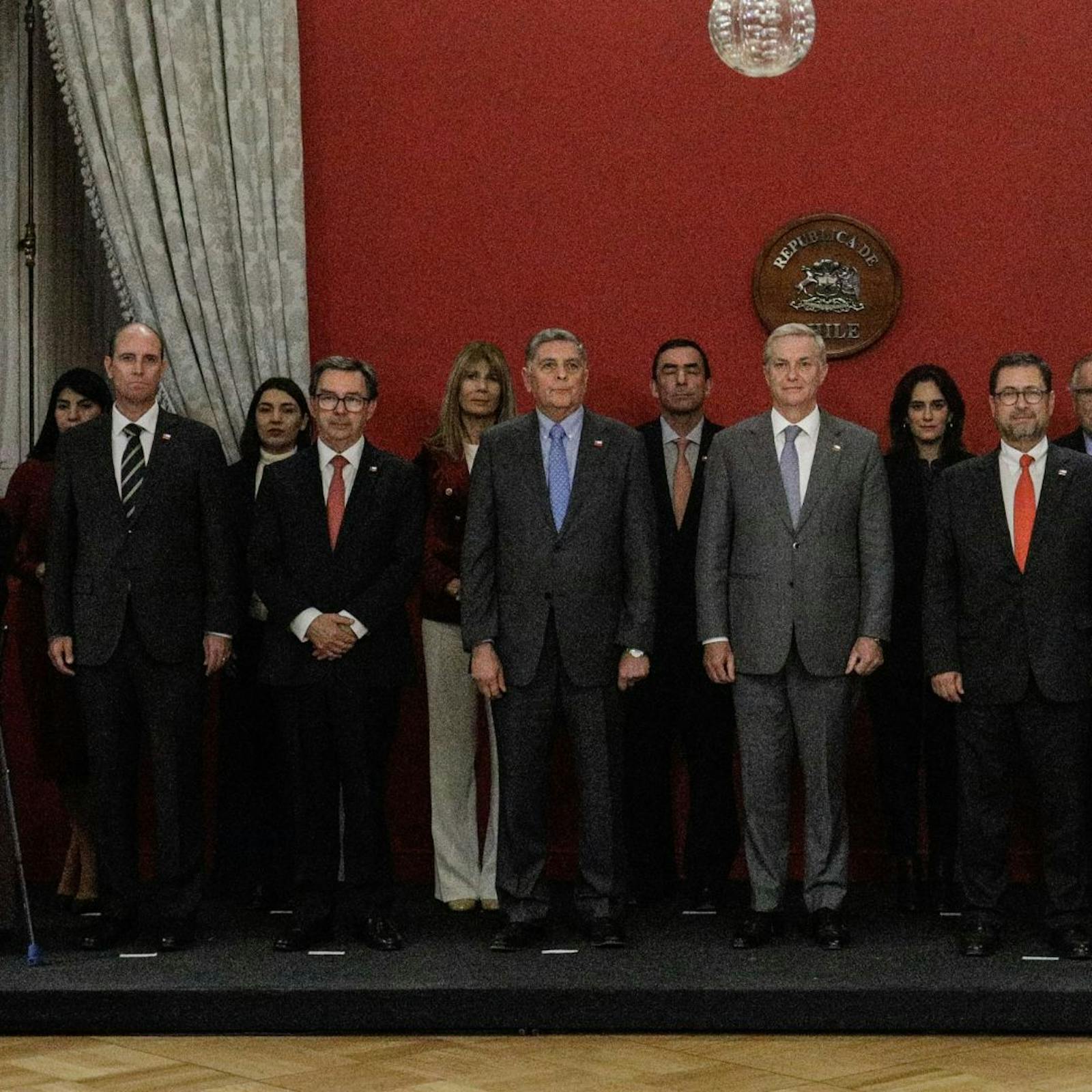 La crisis de credibilidad en el gobierno de Kast tras el primer cambio de gabinete