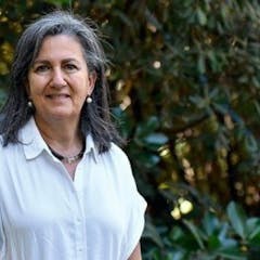 Ministra May Chomali: "Nada que llegue a las personas está reducido"