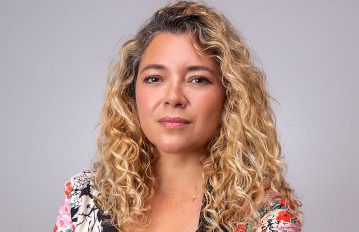 Conversamos con la abogada Jessica Matus sobre violencia de género digital a raíz del caso de la senadora Flores.