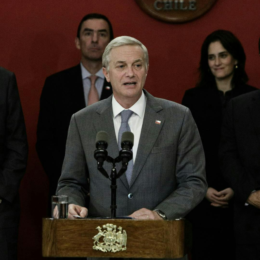 El "planeta paralelo" de la política a 90 días de la administración Kast