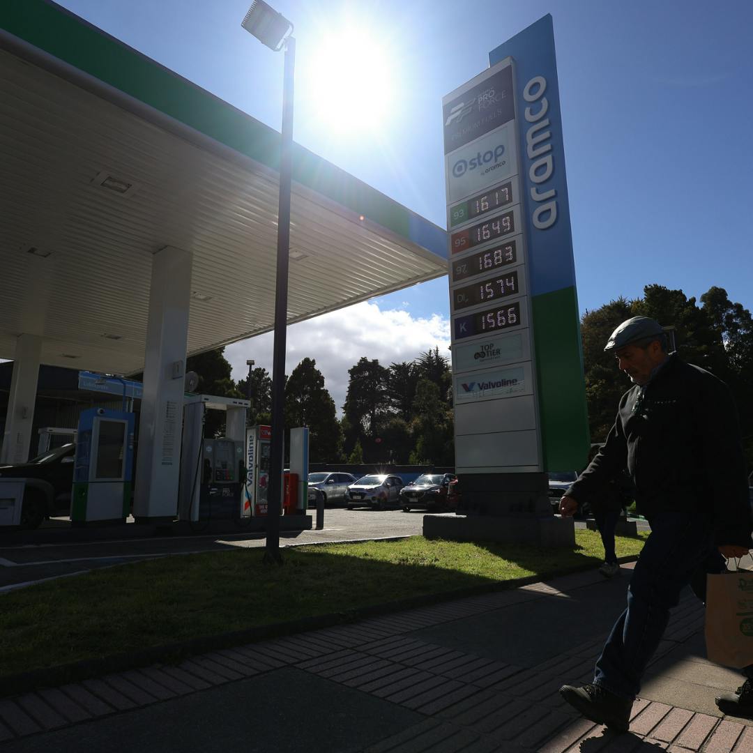 Hacienda adelanta caída del precio de los combustibles ante acuerdo de Estados Unidos e Irán