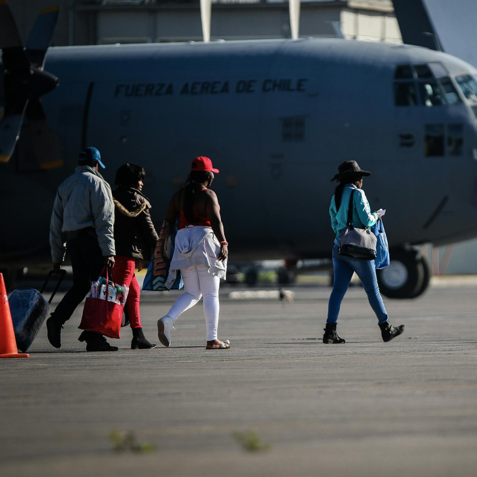 El debate sobre desinformación en la política que levantó el caso de niños haitianos episode artwork