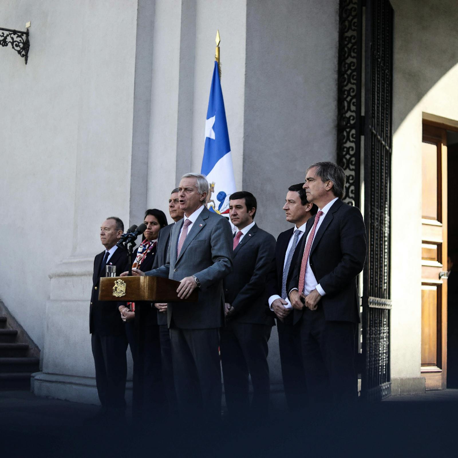 Los enredos en la derecha con que fue recibido el Presidente Kast tras su gira