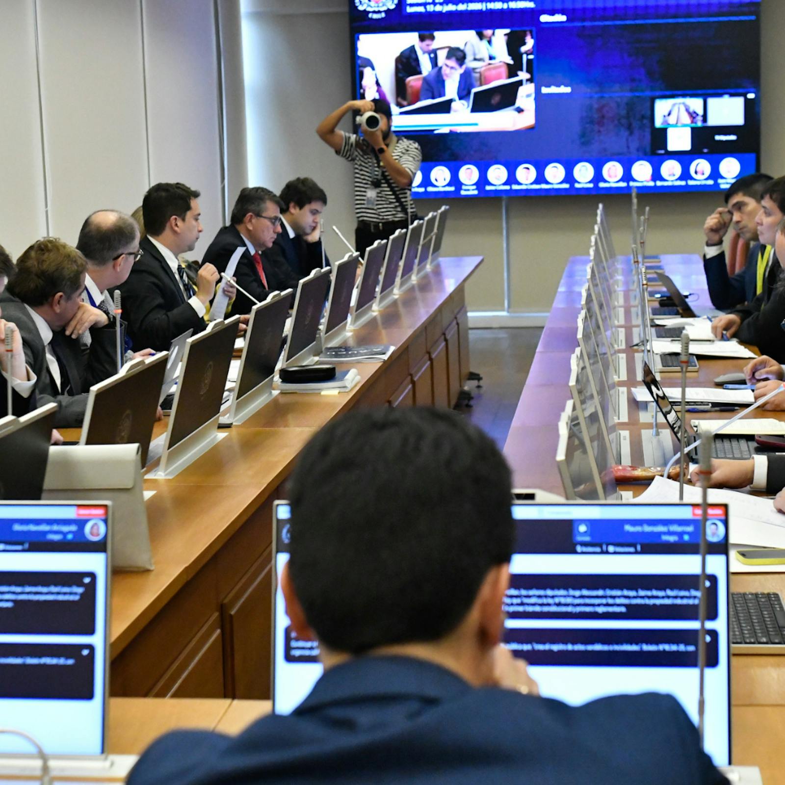 Comisión de Hacienda del Senado despacha megarreforma y podría votarse durante esta jornada en la Sala