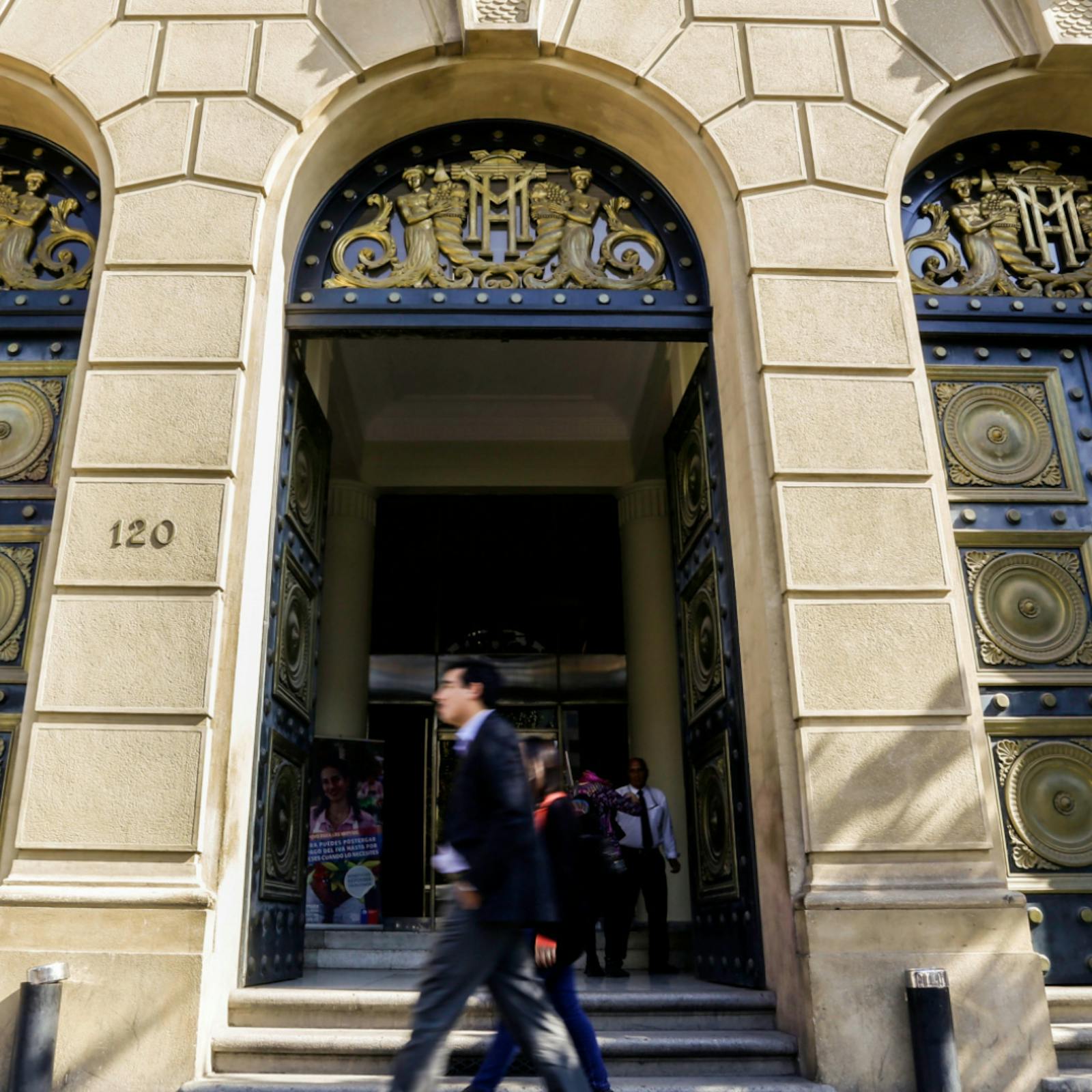 Economía crecerá menos durante este año pero proyecta un repunte para 2027, según Informe de Finanzas Públicas de Hacienda