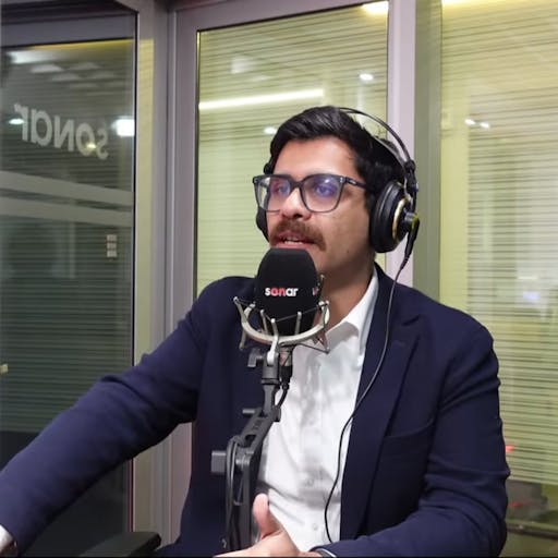 Conversamos con el cientista político Danilo Herrera sobre la discusión de la megarreforma.