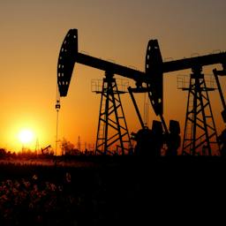 Baja el petróleo y suben las tecnológicas: Los mercados reaccionan al cese temporal de ofensivas entre Estados Unidos e Irán