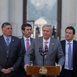 Disputas oficialistas y el desafío de gobernar sin coalición