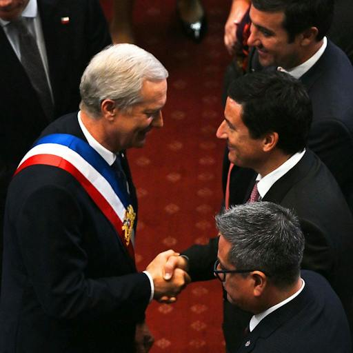 Las dificultades del Presidente Kast para ordenar al Partido Republicano