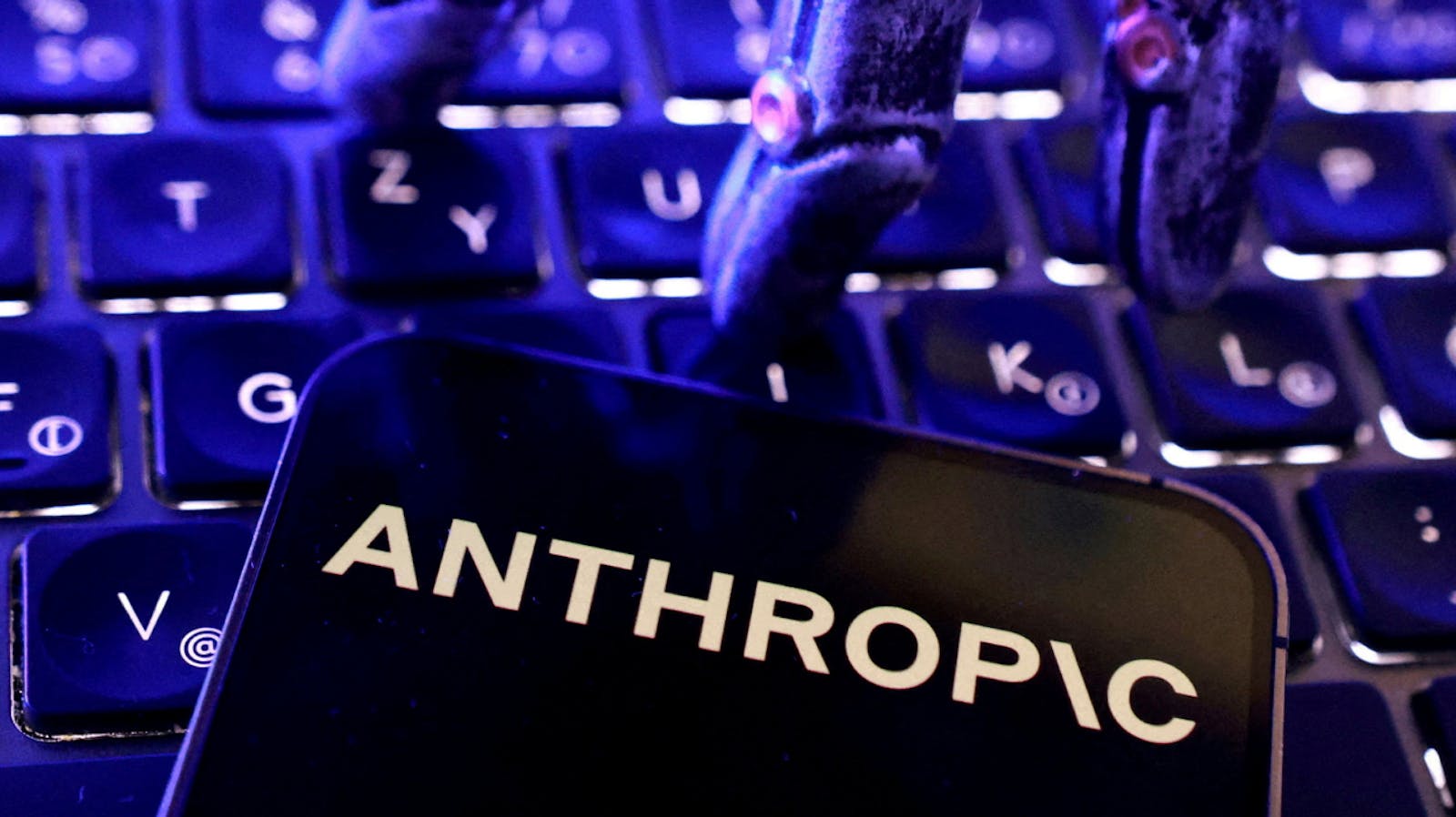 Anthropic obtiene una valoración de 2 billones de dólares en su próxima salida a la bolsa en octubre, superando a Space X