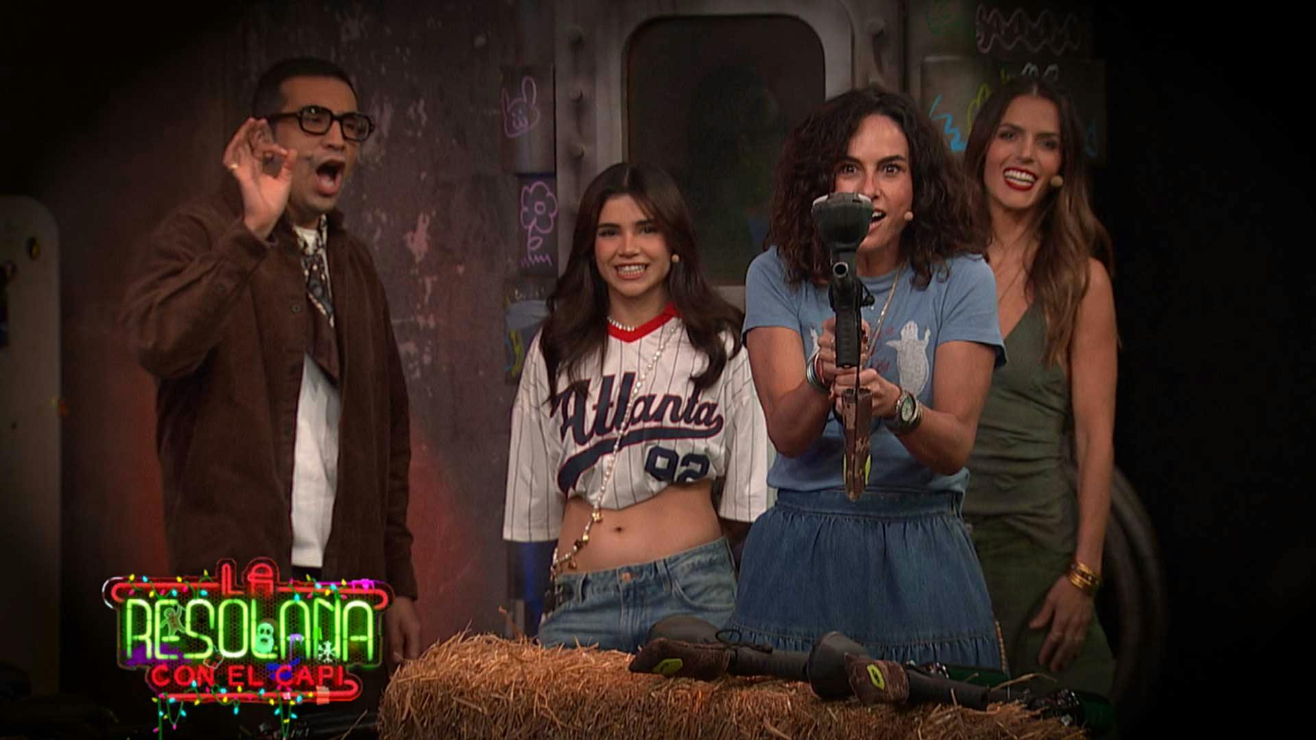 ¡Alana, Claudia y Ana, se enfrentaron en Hermanas de Guerra en Zona de Guerra...de La muerte!