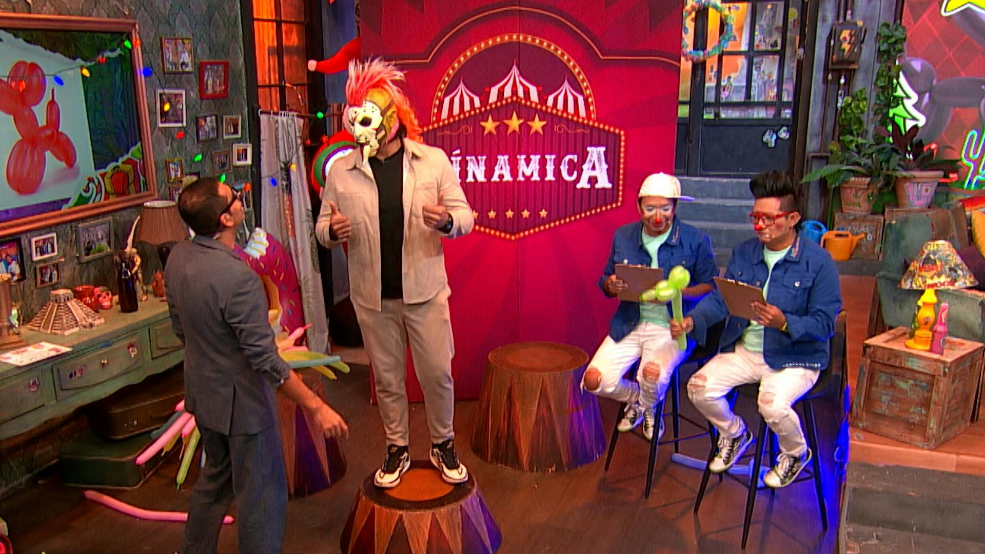 ¡Psycho Clown se certifica como payaso de fiesta en La Resolana!