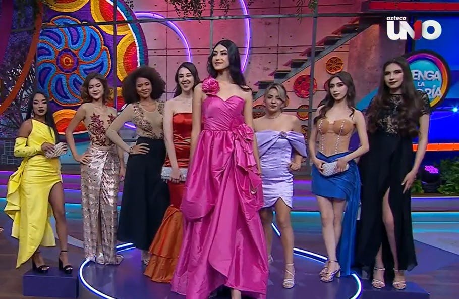 Programa VLA 21 de mayo 2025 Parte 1 | ¡Pasarela de vestidos de alta costura!