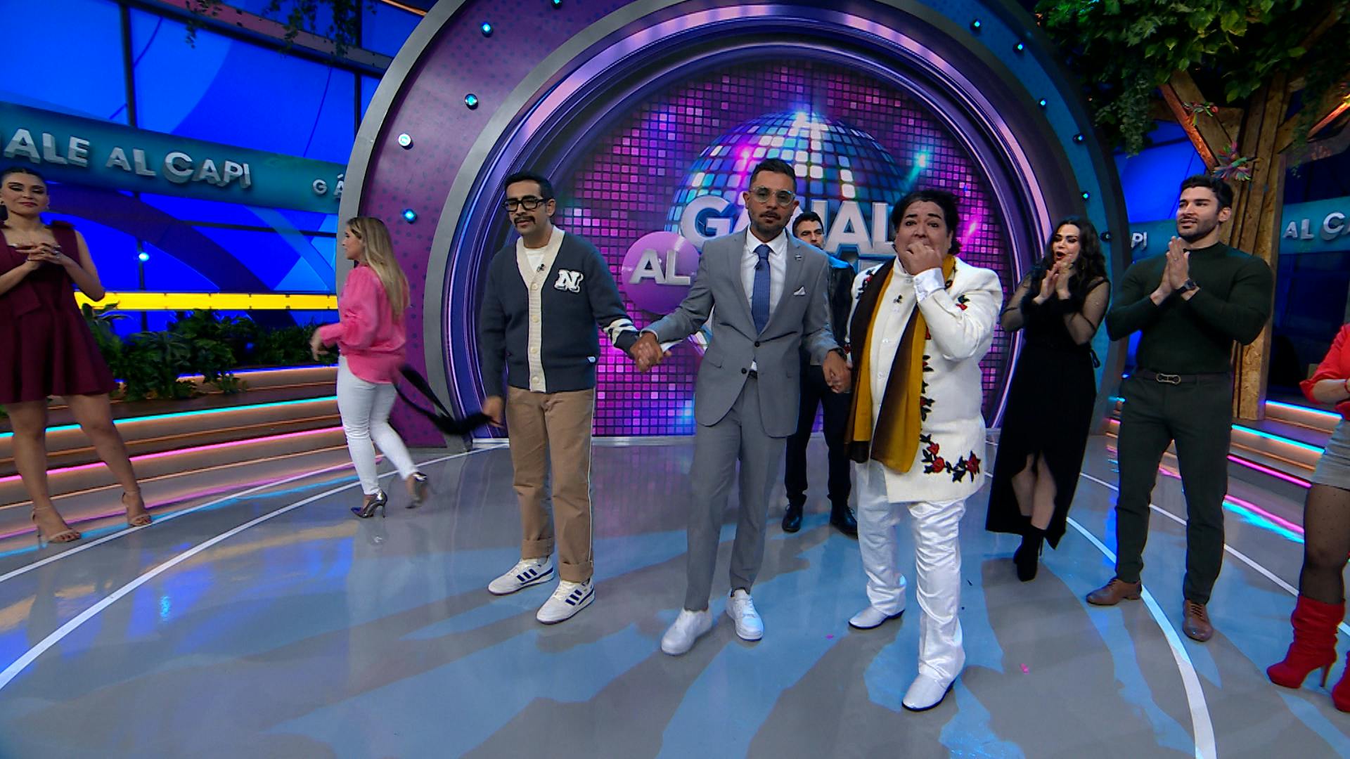 Programa 7 de enero 2025 Parte 1 | ¿Juan Gabriel en Gánale al Capi?