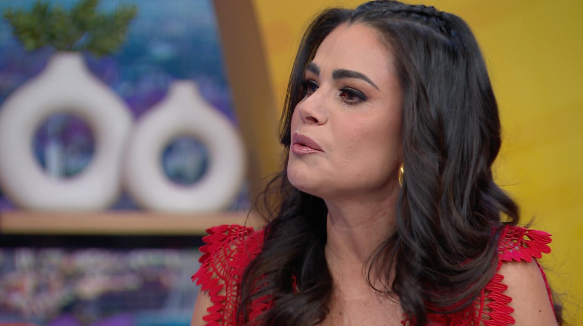 Programa 11 junio 2024 Parte 1 | Luz Elena González abre su corazón y rompe en llanto