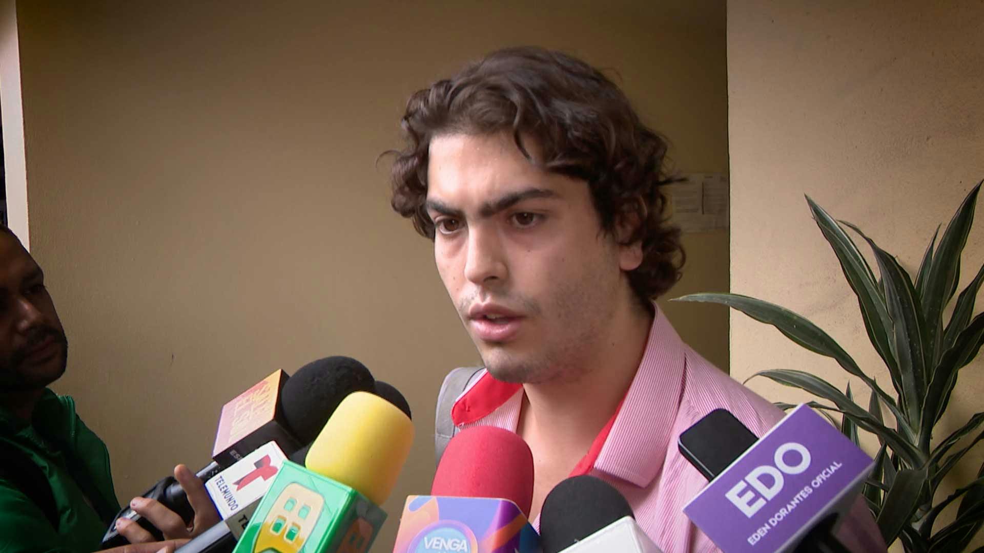 "Intenté vender una nota de Ana Bárbara... para comer", reconoce José Emilio Fernández