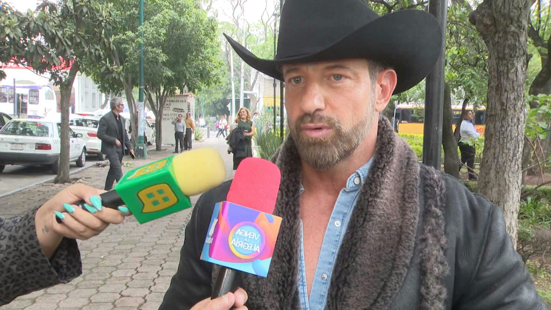 "¡No voy a permitir que alguien me insulte en televisión!", advierte Gabriel Soto