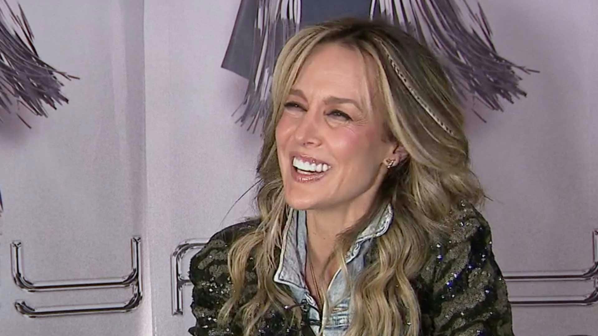 ¡Fey revela si en la actualidad continúa quitándose la edad!