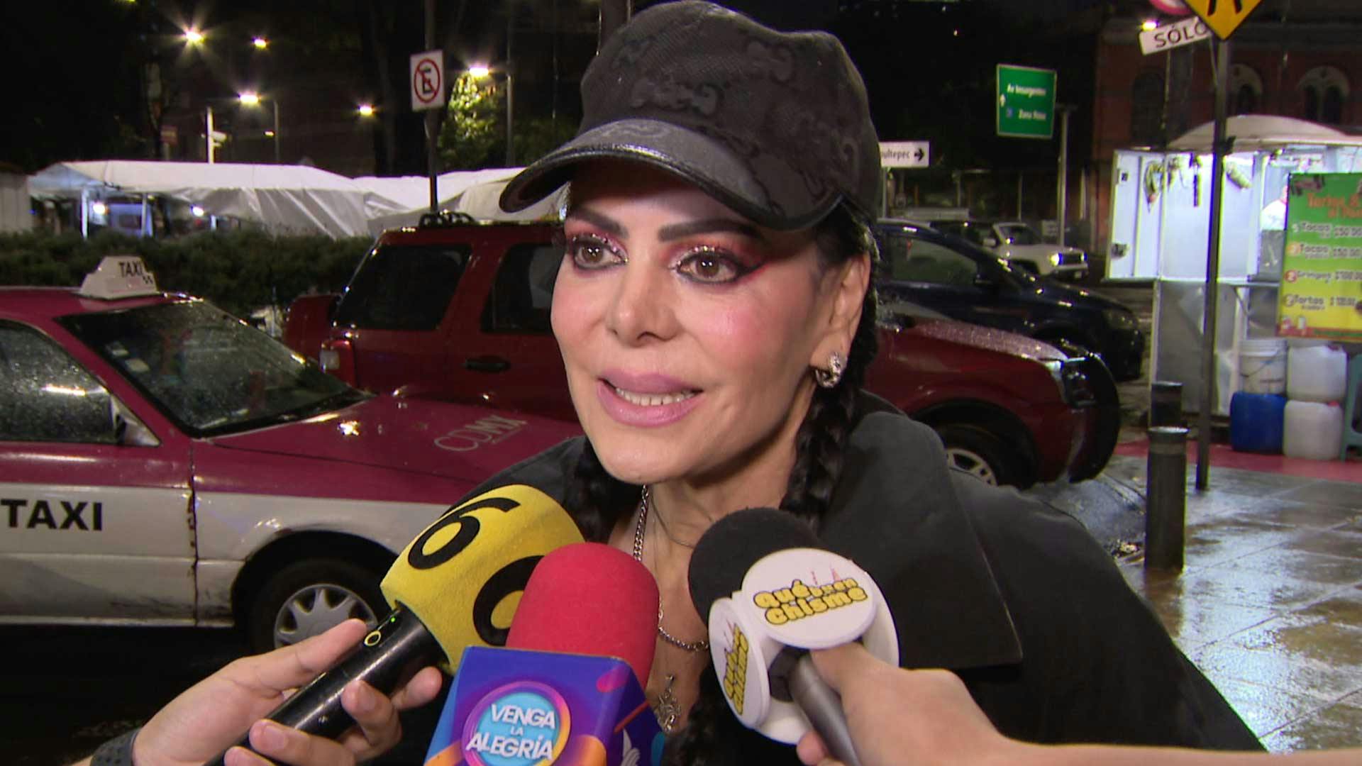 A Lola Cortés no le gusta 'Lagunilla mi Barrio', Maribel Guardia le responde