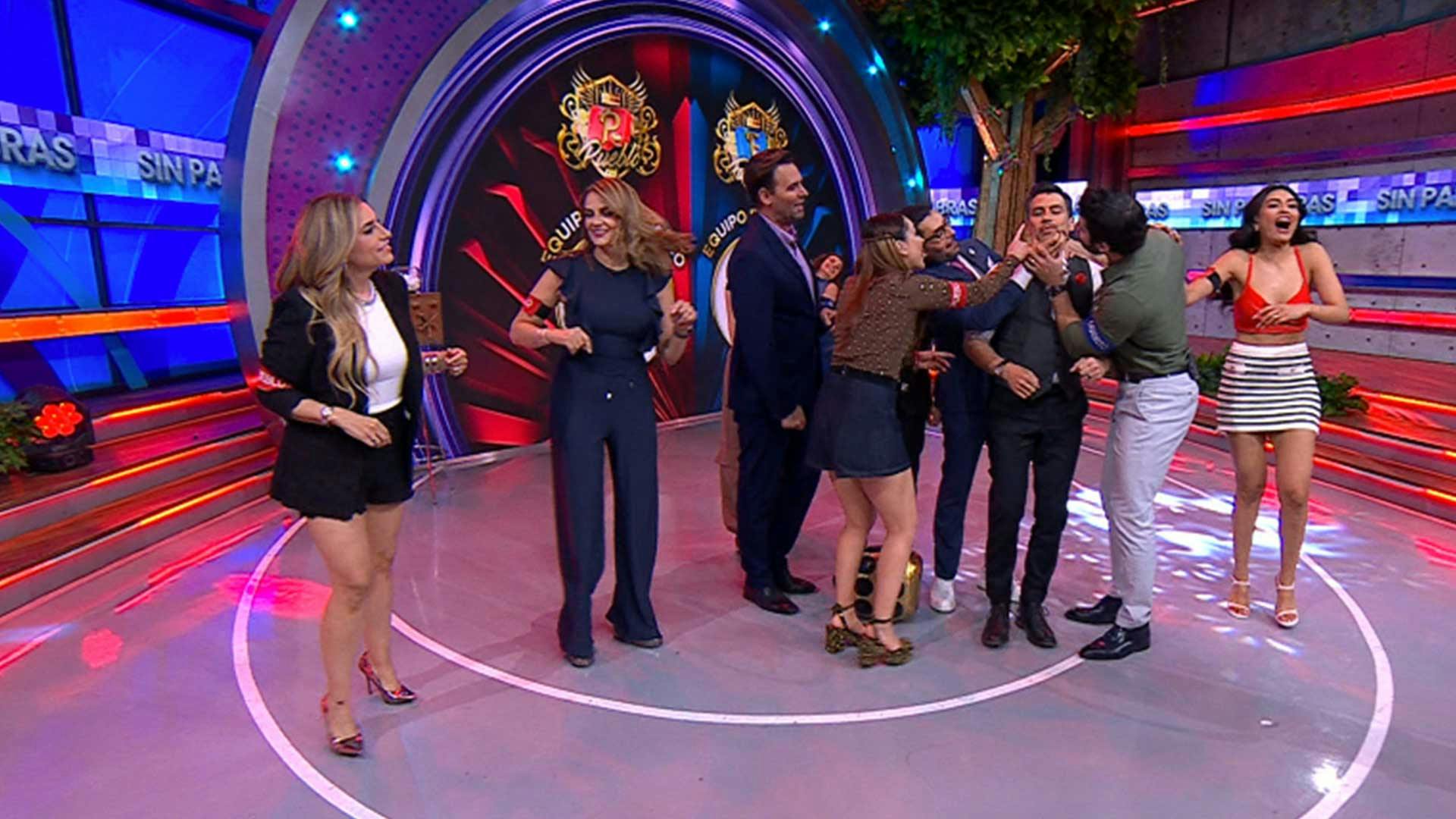 ¡Favorito y Pueblo luchan por el triunfo de este jueves en el Sin Palabras!