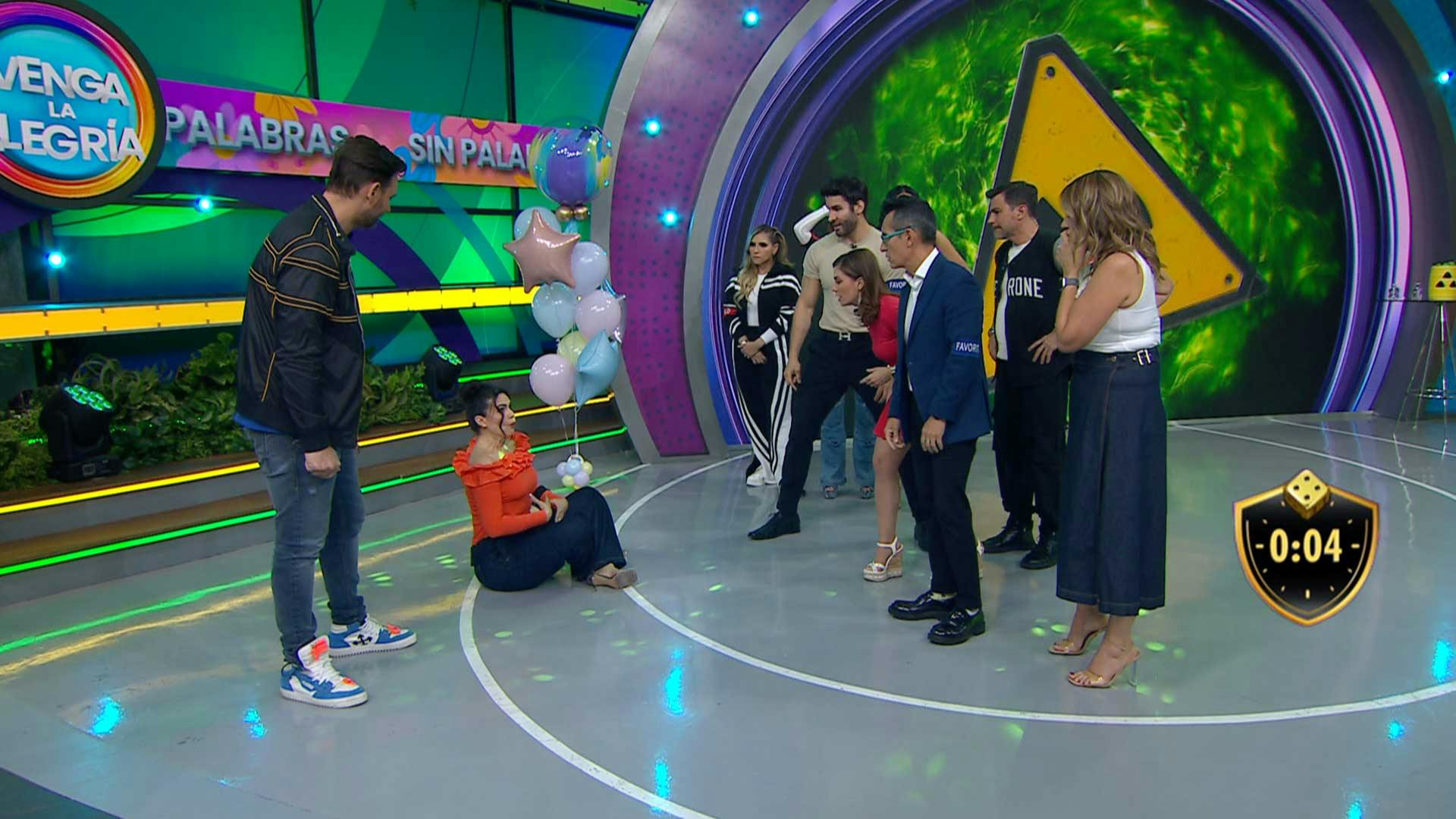 Intensa mañana en el juego del Sin Palabras... ¿Ganó Pueblo o Favorito?