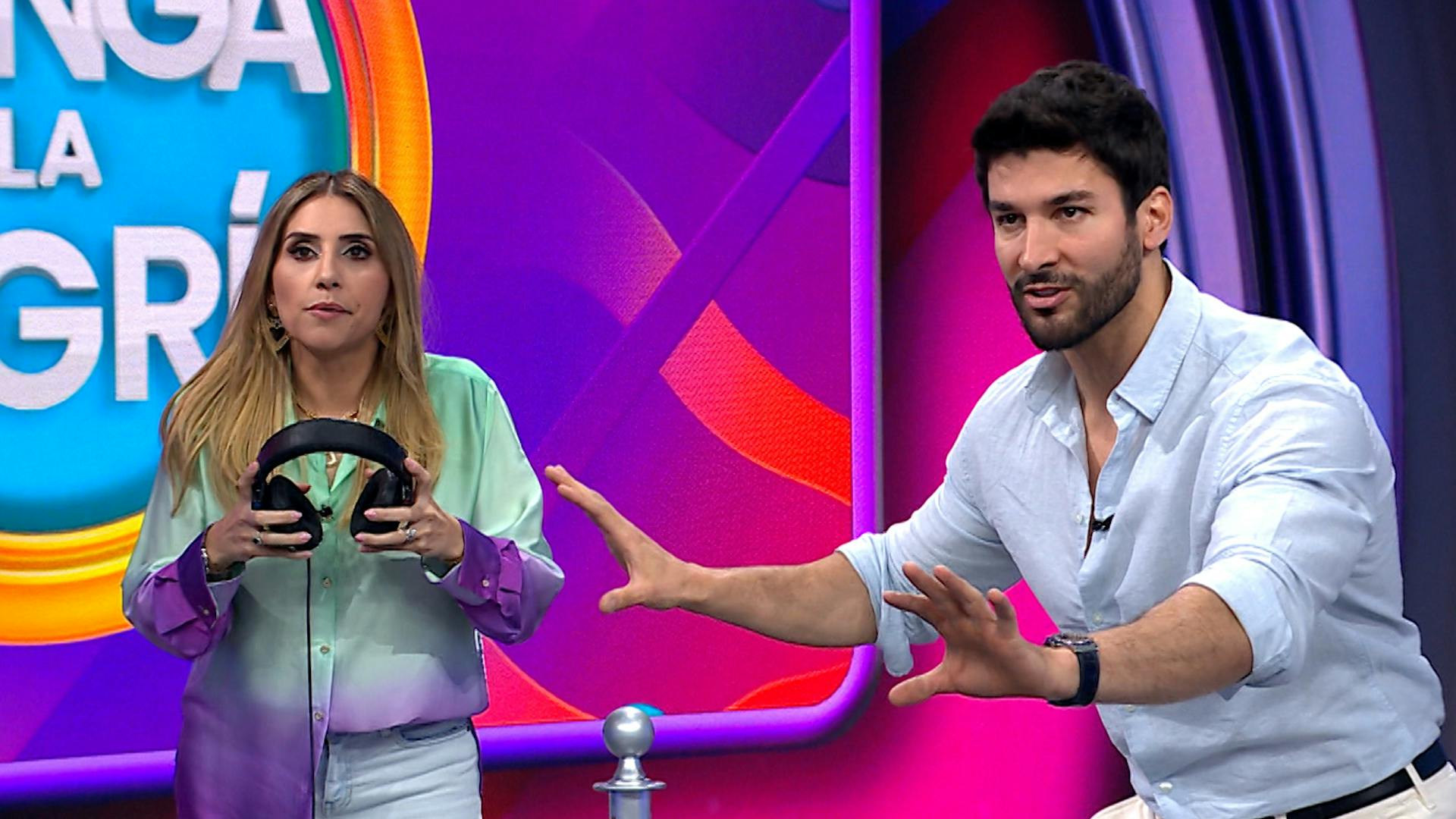 ¡Jimena Longoria es muy buena en el juego 'Grítame el objeto'!