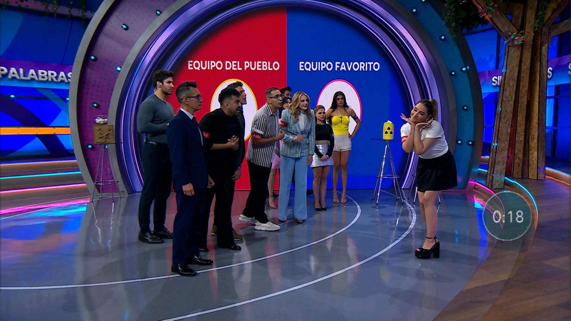 ¡Nuestra conductora pasó de heroína a villana en el Sin Palabras!