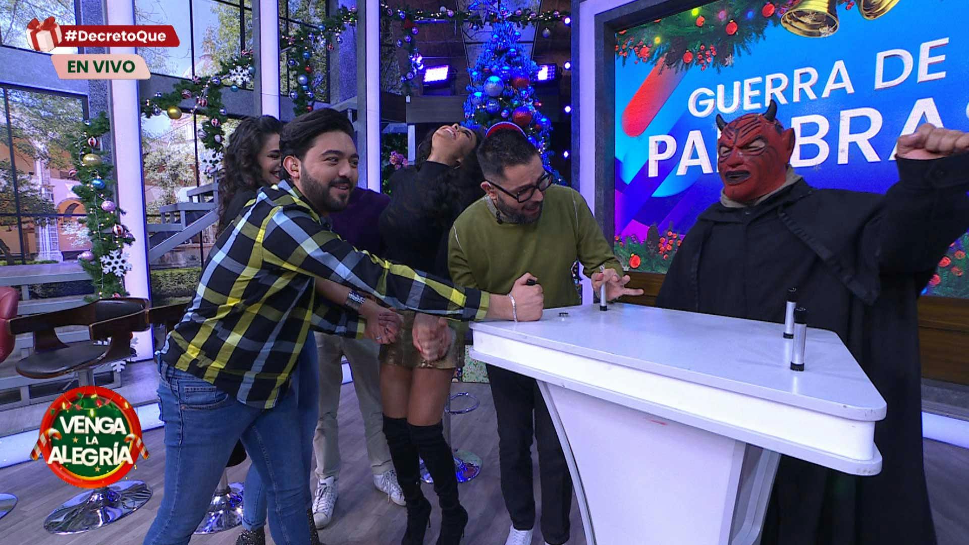 ¡El verdugo se fue con todo para cerrar el año en Guerra de Palabras!